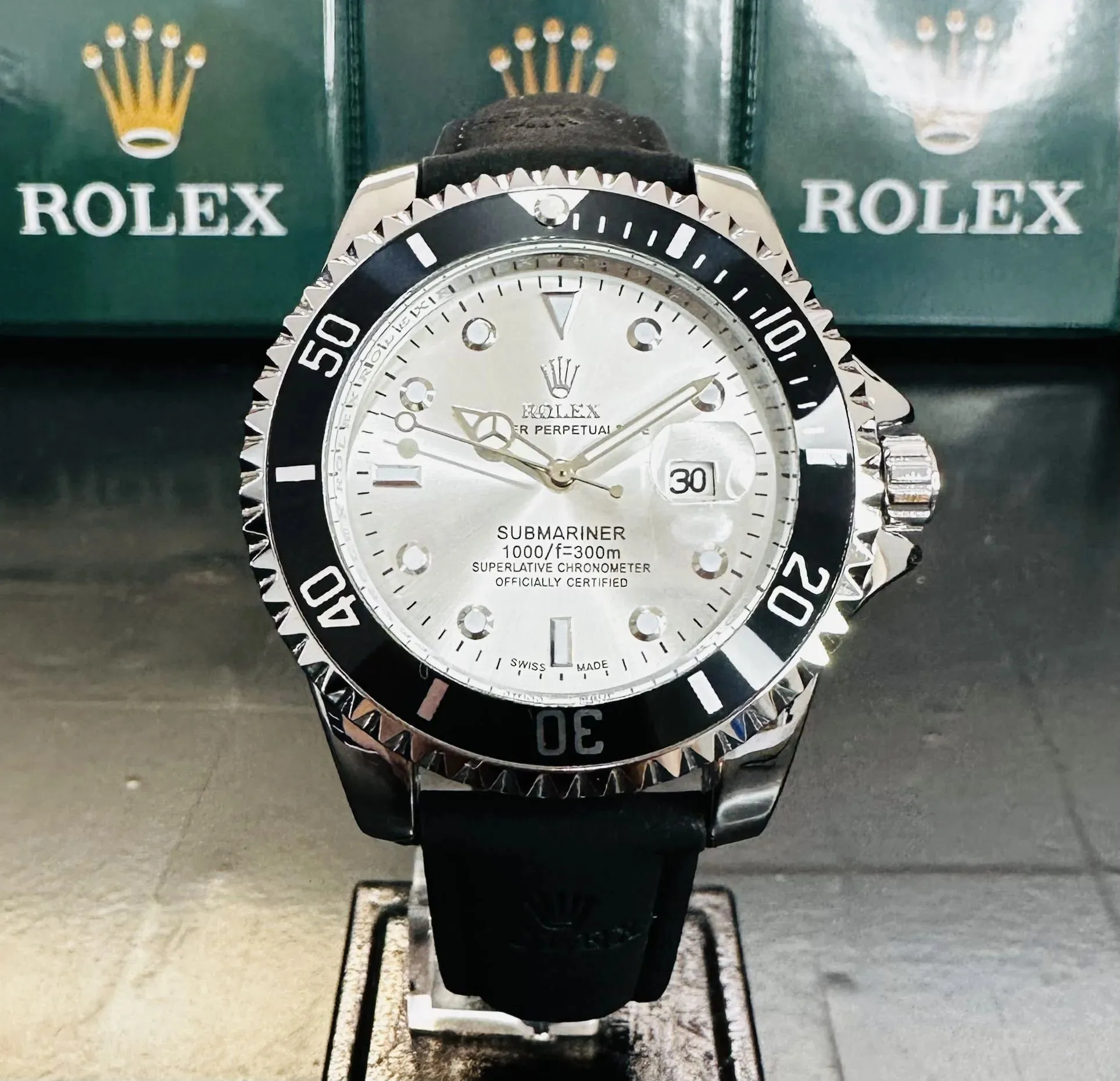 Relógio Rolex Submariner Pulseira de Couro